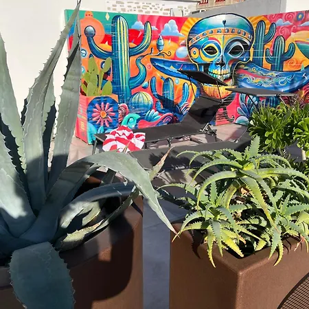 Artrock Experience - Nirvana Loft Gallery - 48mq - Hermoupoli