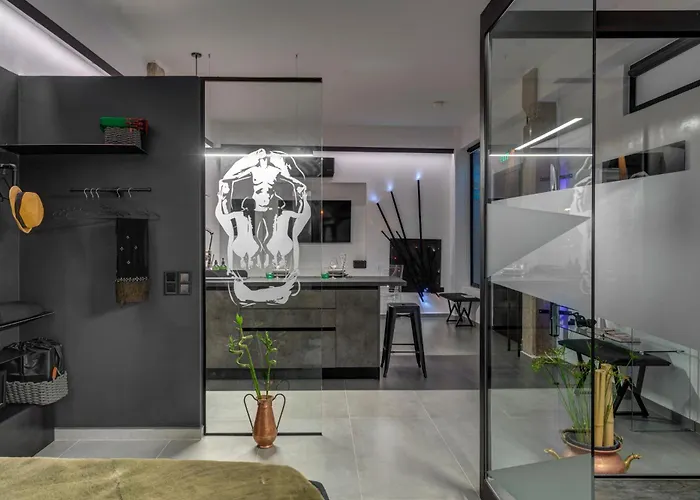 Artrock Experience - Nirvana Loft Gallery - 48mq - Hermoupoli Hermópolis