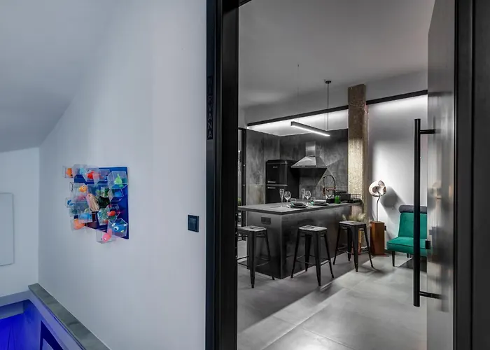 Apartamento Artrock Experience - Nirvana Loft Gallery - 48mq - Hermoupoli