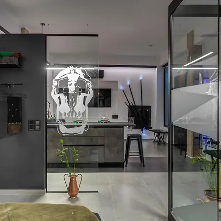 Artrock Experience - Nirvana Loft Gallery - 48mq - Hermoupoli Ermoupoli