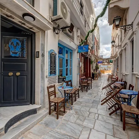 Artrock Experience - Nirvana Loft Gallery - 48mq - Hermoupoli *