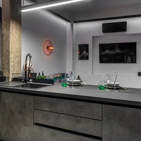 Apartment Artrock Experience - Nirvana Loft Gallery - 48mq - Hermoupoli