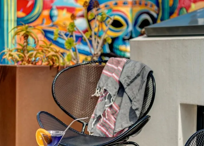 Daire Artrock Experience - Nirvana Loft Gallery - 48mq - Hermoupoli